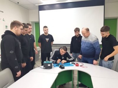 Електродвигун під Контролем: Студенти ВСП «ТПФК ВНАУ» “прокачують” скіли в інноваційній лабораторії
